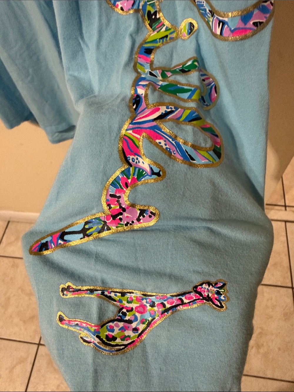 Lilly Pulitzer Finn Top Blue Tropical Floral Panel Long Sleeve Tee - Picture 4 of 6